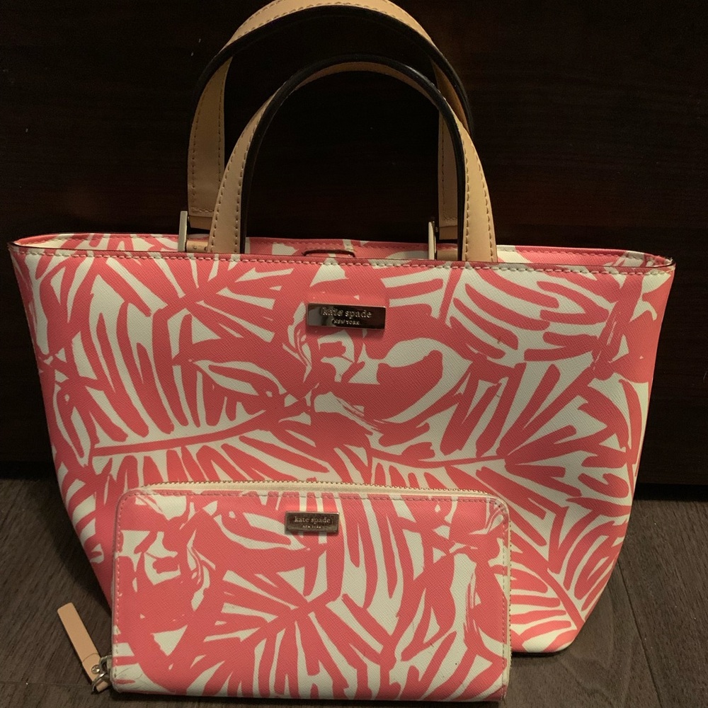 Kate spade purse and matching wallet